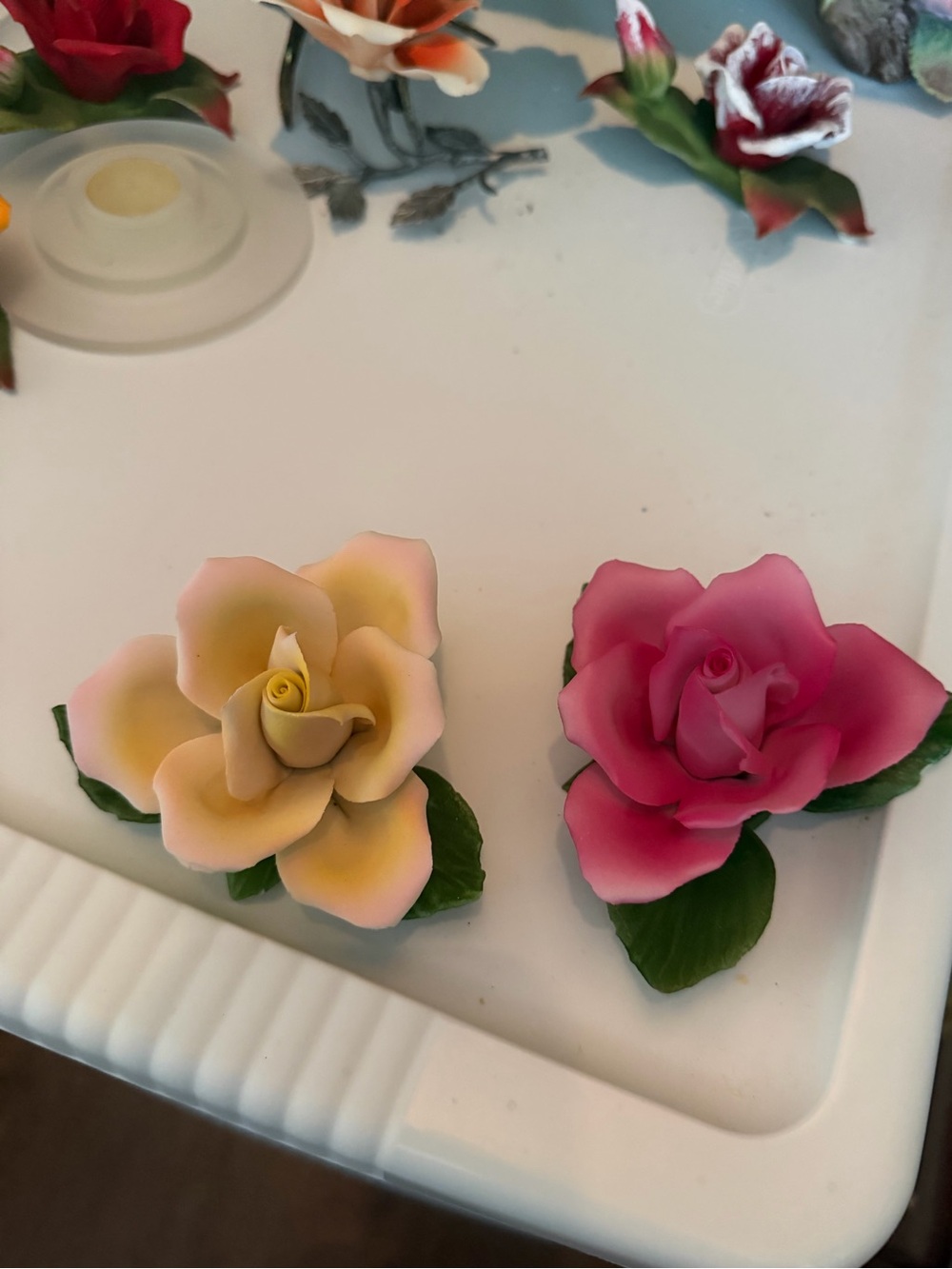 Capodimonte Roses  Vintage - Picture 2 of 5